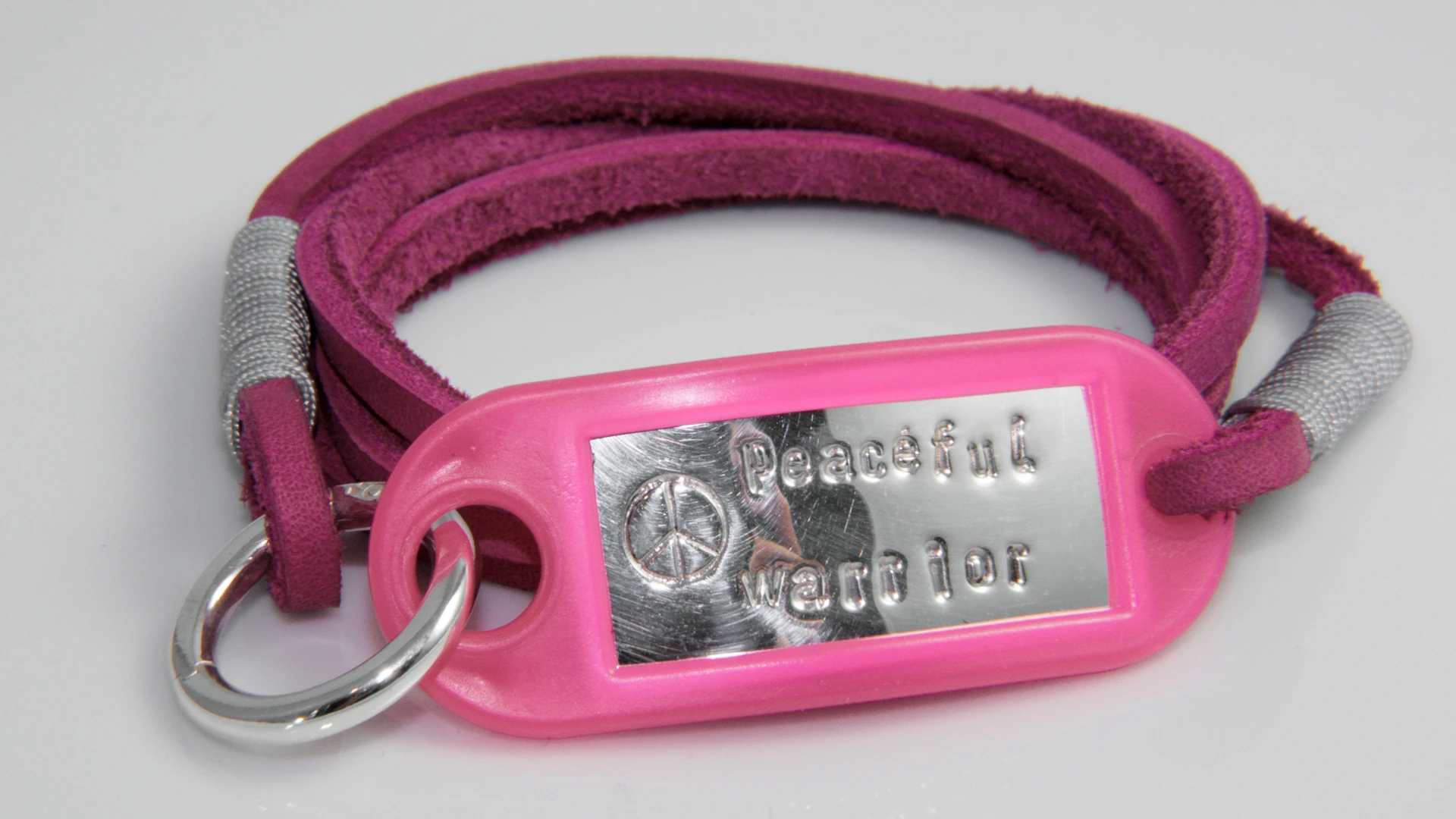 Peacful Warrior Wickellederarmband – Nathalie Prem