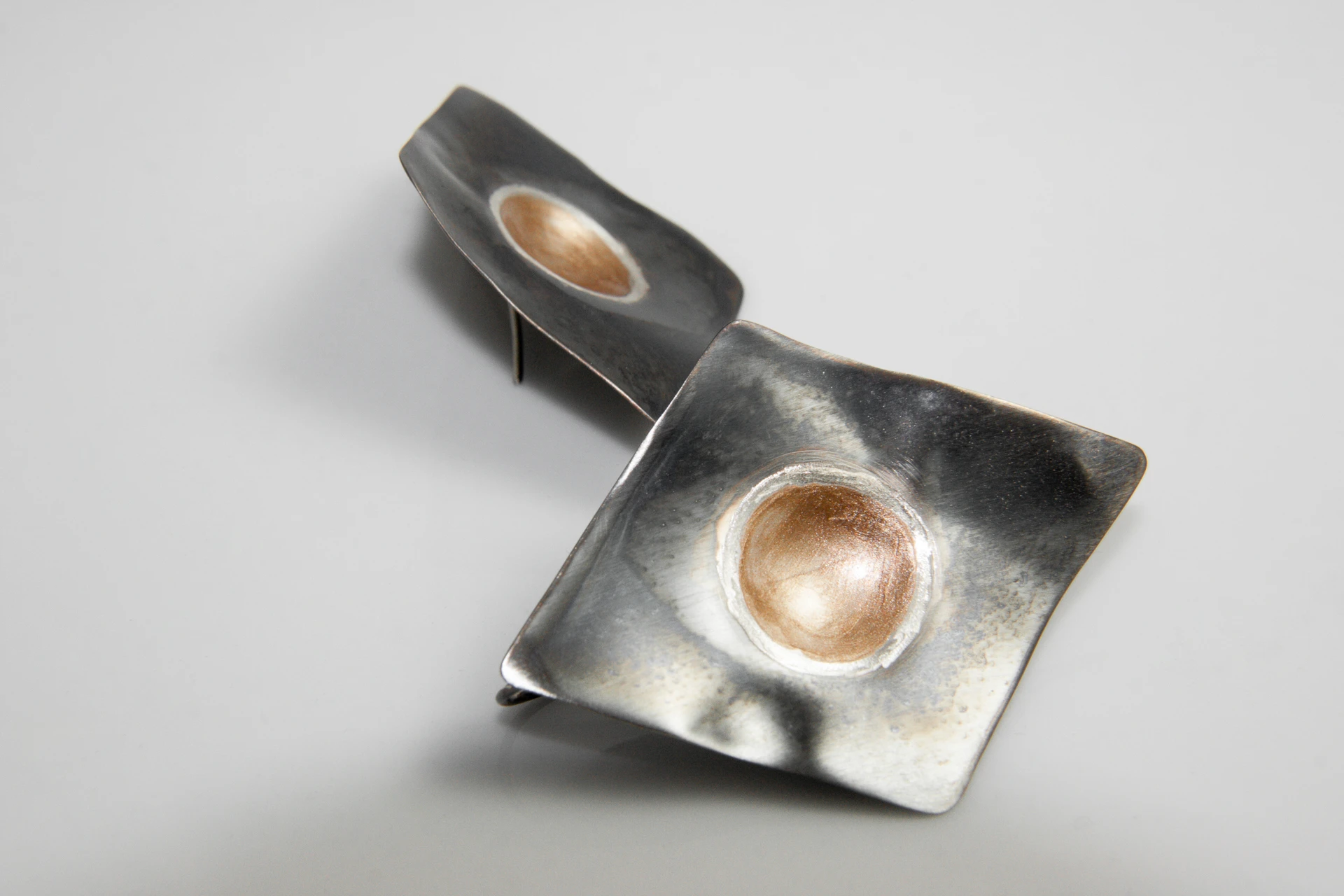 Avantgarde Ohrringe aus Silber – Nathalie Prem